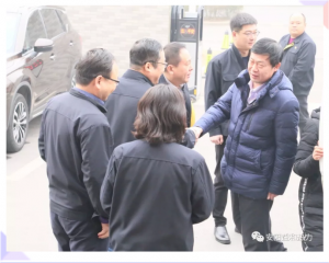 市政協(xié)副主席、住建局黨組書記、局長(zhǎng)侯津琪到益和熱力公司走訪慰問一線職工